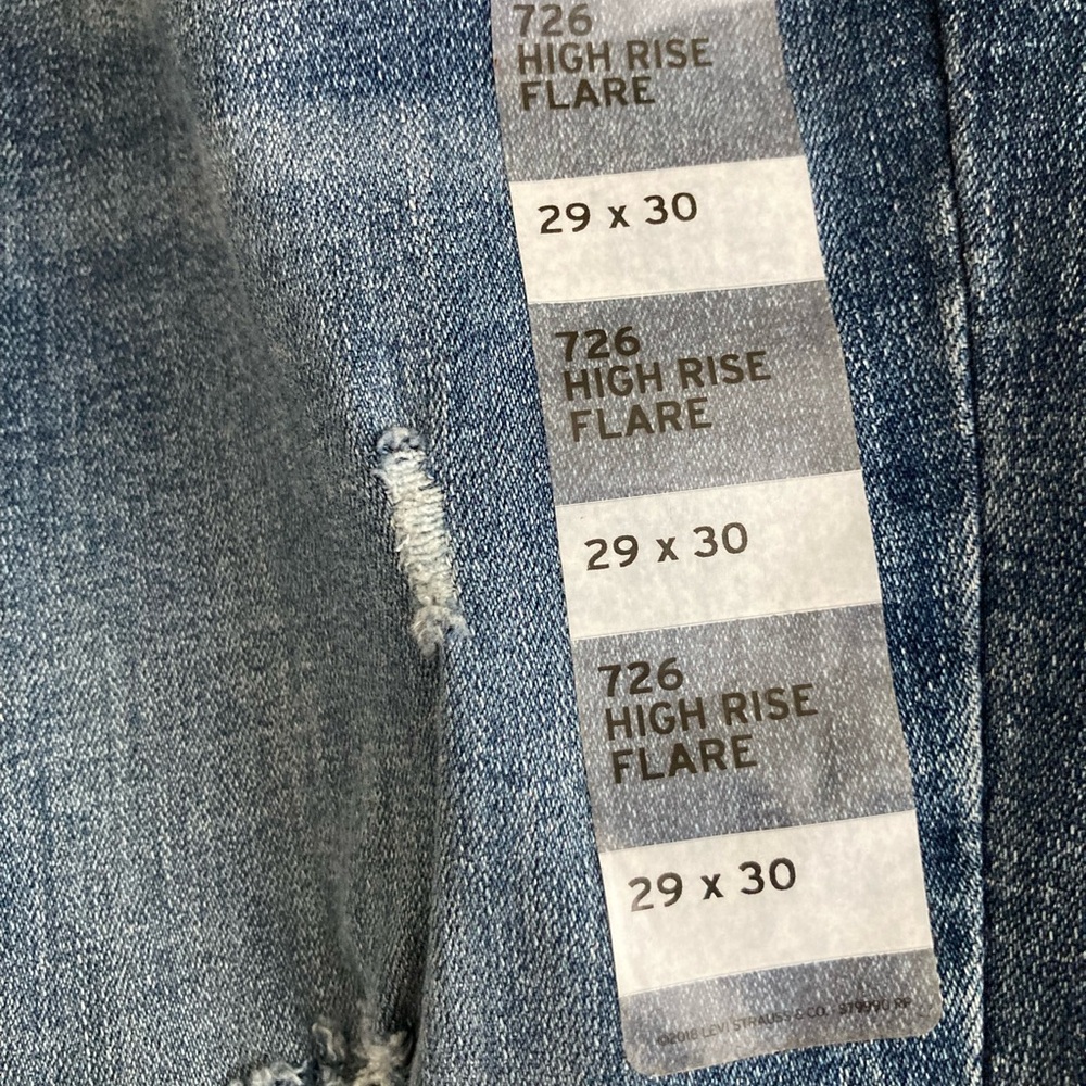 Levi's Blue Flare Wide Leg Jeans with Distressed Details - Picture 5 of 5